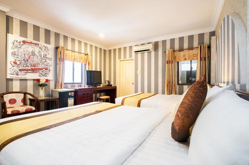 Cosmo Central Hotel Ho Chi Minh Exterior foto