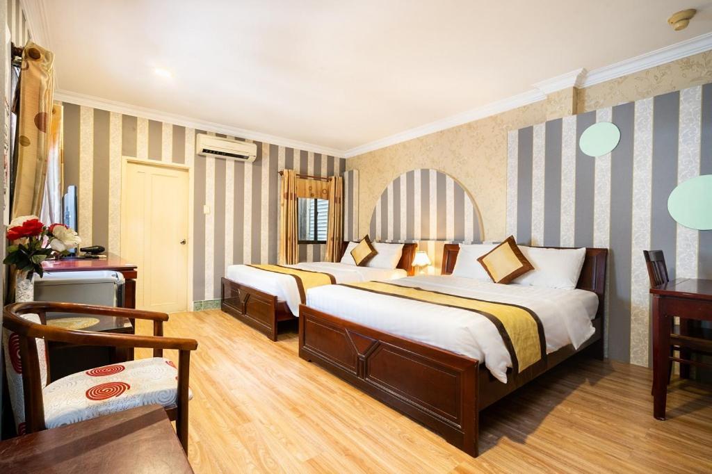 Cosmo Central Hotel Ho Chi Minh Exterior foto