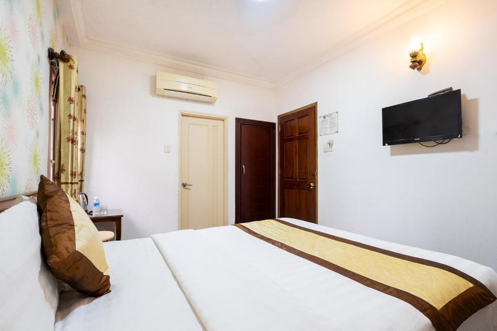 Cosmo Central Hotel Ho Chi Minh Exterior foto