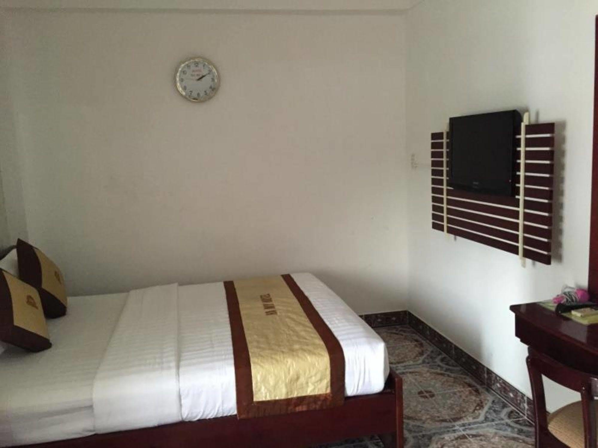 Cosmo Central Hotel Ho Chi Minh Exterior foto